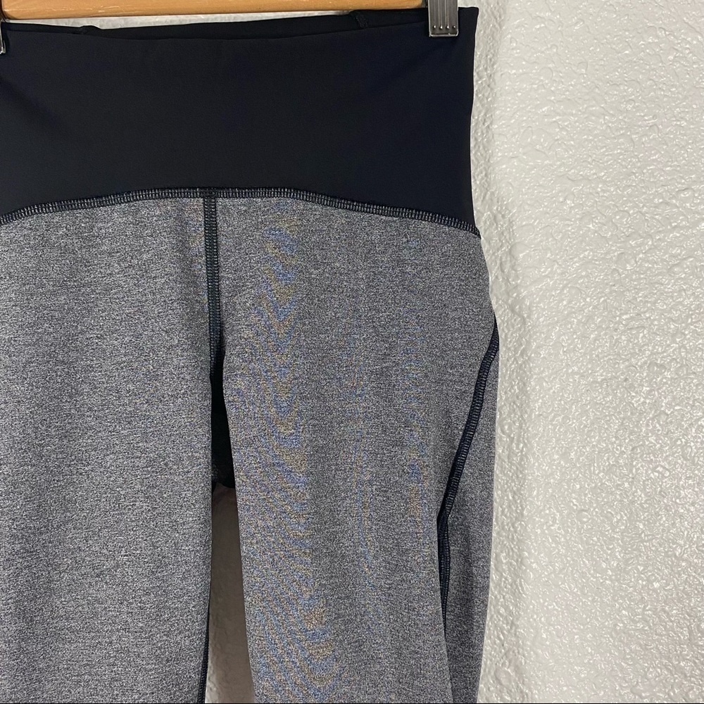 Lululemon Train Times Crop Heathered Black Sz 4 - Picture 5 of 9